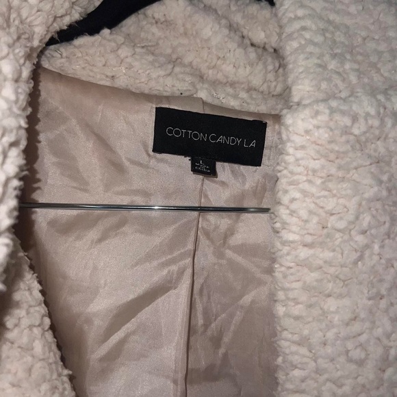 Fur jacket hooded - Picture 4 of 4